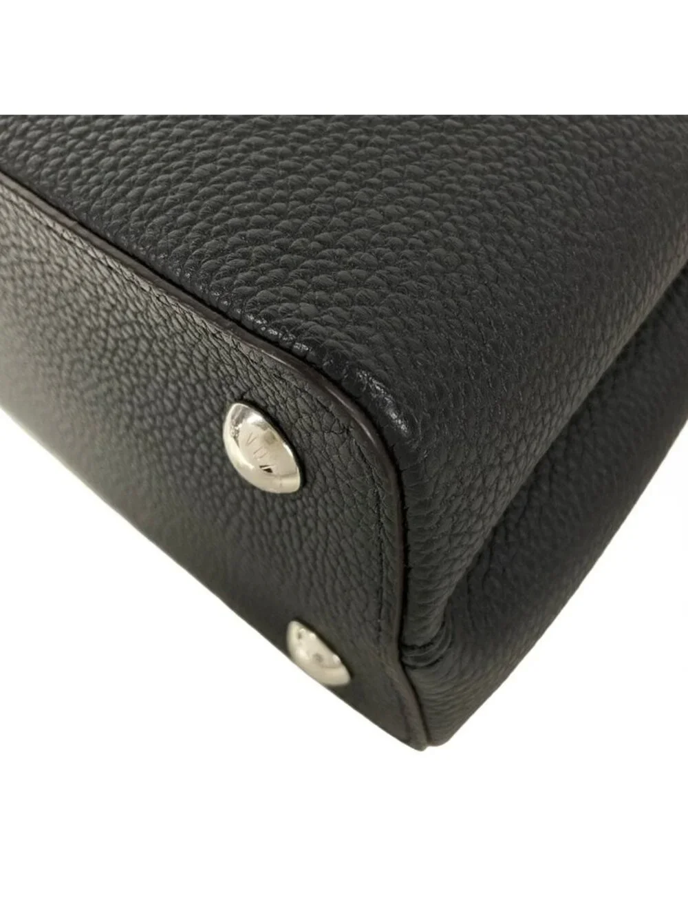 Louis Vuitton Handbag Capucines MM Noir Leather Cowhide